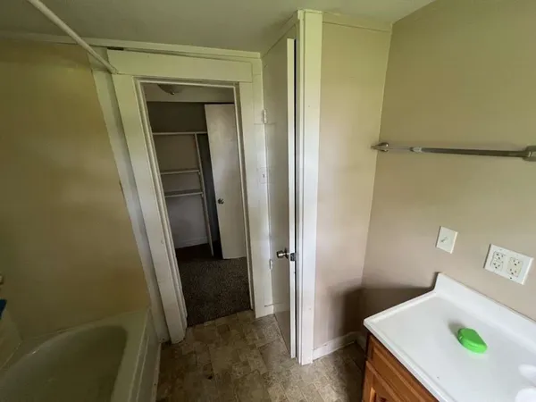 $144,929 | 1414 Avenue K, Danbury, TX 77534