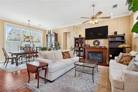 $415,000 | 838 Washington Avenue, Unit 838, New Orleans, LA 70130