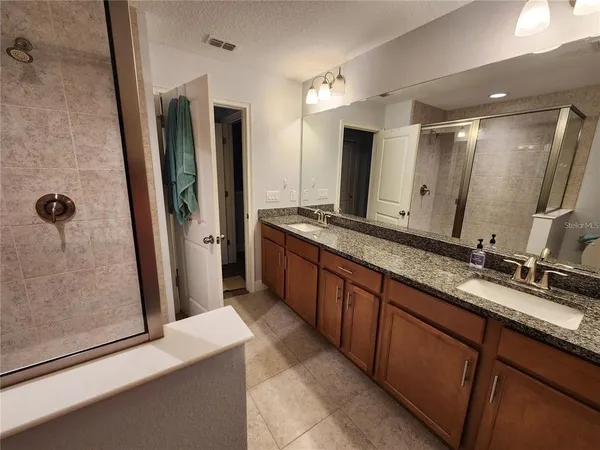 $3,000 | 5514 Viola Lee Way, Lutz, FL 33558