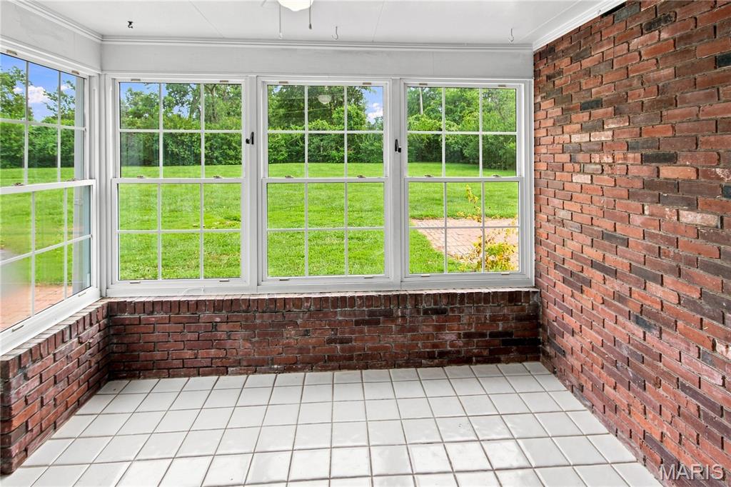 12305 Conway Road Creve Coeur, MO 63141 - Photo 12 of 28 Gallery Image 12