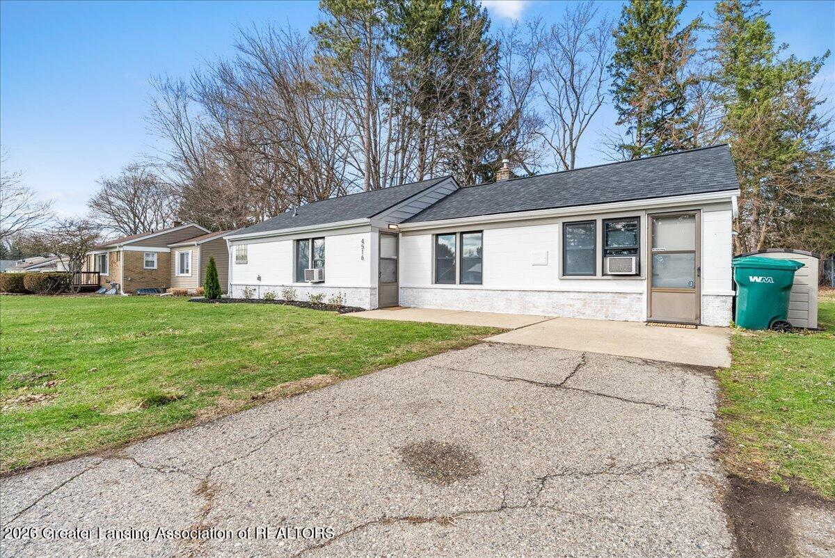 4516 Wilcox Road Holt, MI 48842 - Photo 6 of 27 05-Media Jett - 22