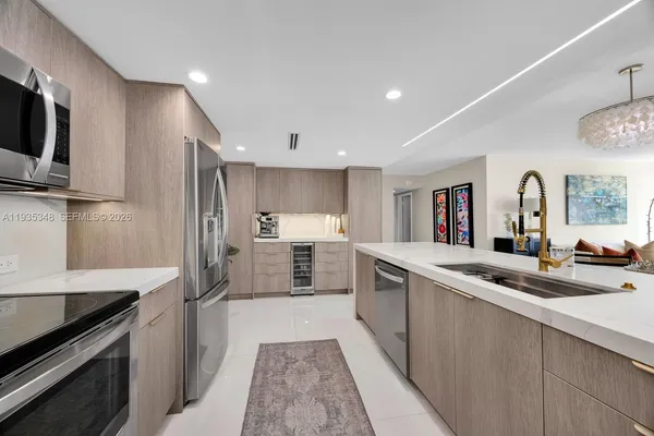 $1,200,000 | 155 Ocean Ln Drive, Unit 413, Key Biscayne, FL 33149