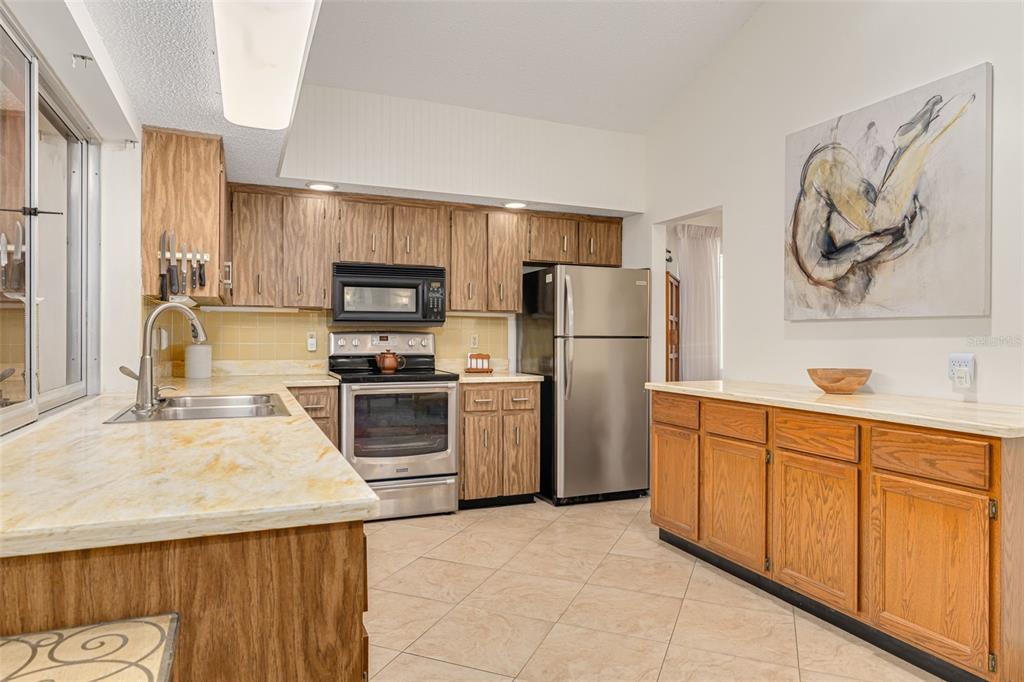 2101 Sunset Point Road, Unit 1305 Clearwater, FL 33765 - Photo 8 of 34 Gallery Image 8