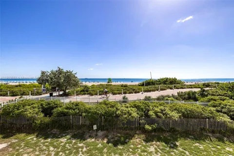 $415,000 | 345 Ocean Drive, Unit 718, Miami Beach, FL 33139