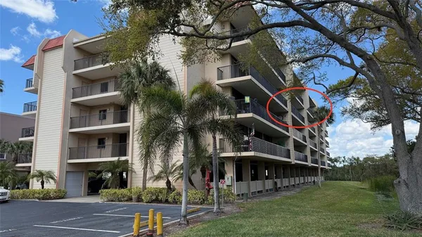$259,900 | 2700 Bayshore Boulevard, Unit 9302, Dunedin, FL 34698