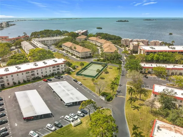 $259,900 | 2700 Bayshore Boulevard, Unit 9302, Dunedin, FL 34698
