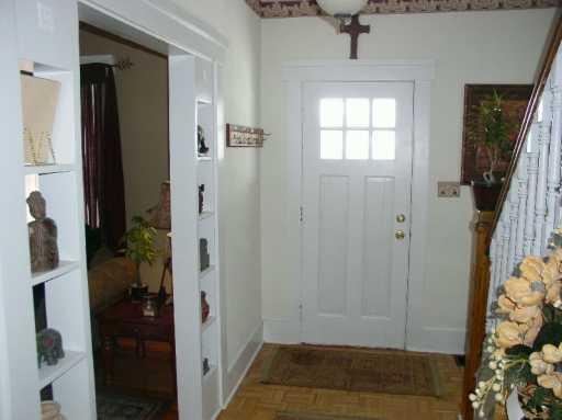 106 East Floral Springfield, OH 45504 - Photo 2 of 6