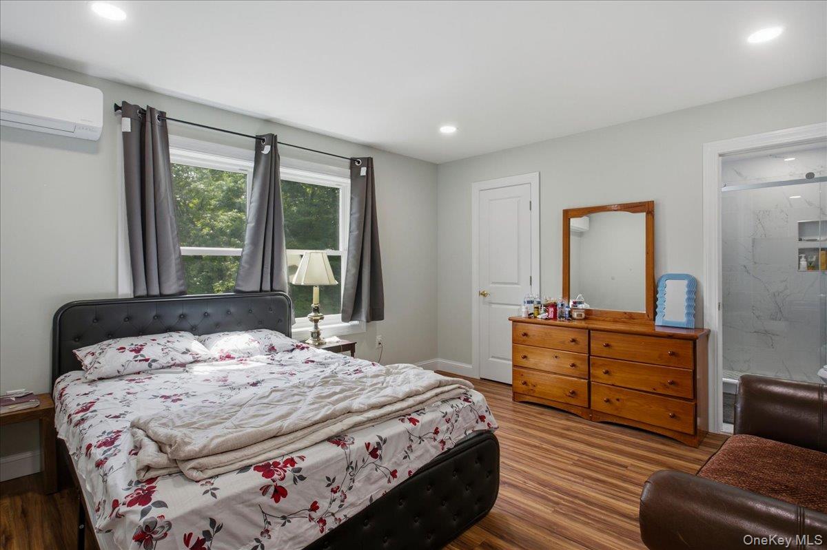 436 Storms Road Valley Cottage, NY 10989 - Photo 14 of 34