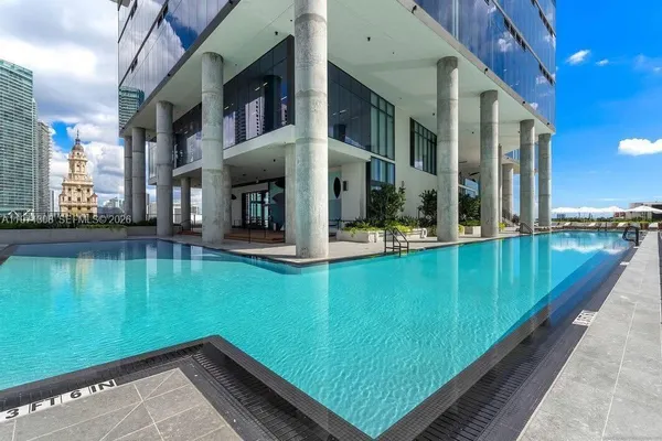 $660,000 | 398 Northeast 5th Street, Unit 1915, Miami, FL 33132