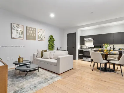 $660,000 | 398 Northeast 5th Street, Unit 1915, Miami, FL 33132