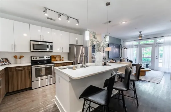 $1,762 | 1220 Mecaslin Street Northwest, Unit 1310, Atlanta, GA 30318