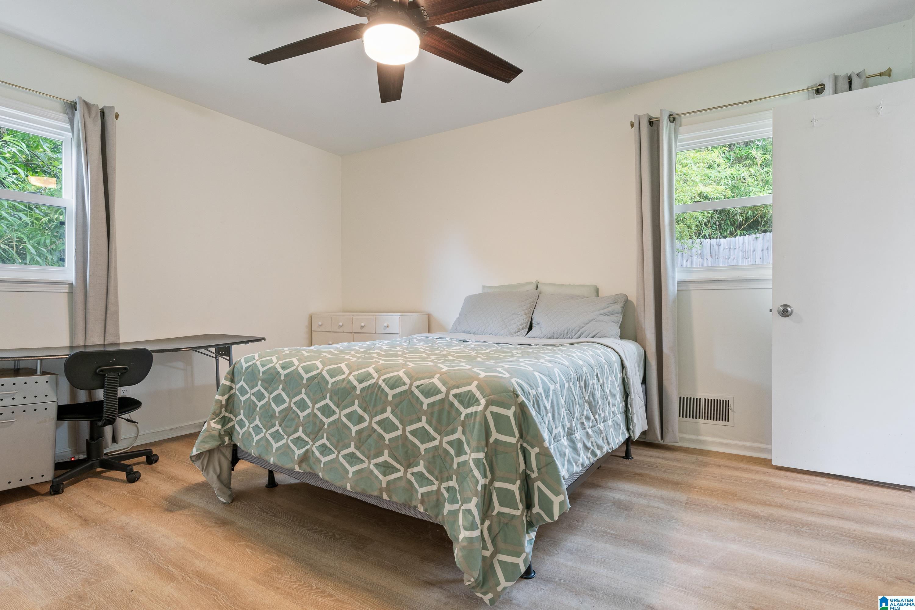 1416 Round Hill Road Birmingham, AL 35216 - Photo 15 of 35