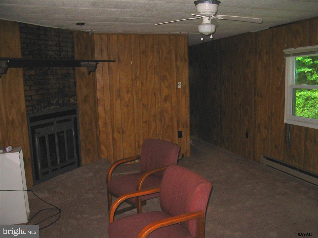 1848 Rockville Road Spring Grove, PA 17362 - Photo 4 of 7