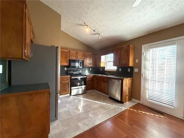 $1,800 | 5420 Gaeth Drive, Gainesville, GA 30506