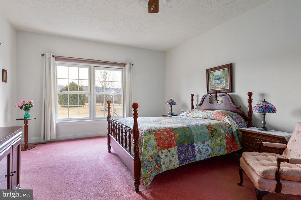 19691 Airmont Road Round Hill, VA 20141 - Photo 23 of 74 Gallery Image 23