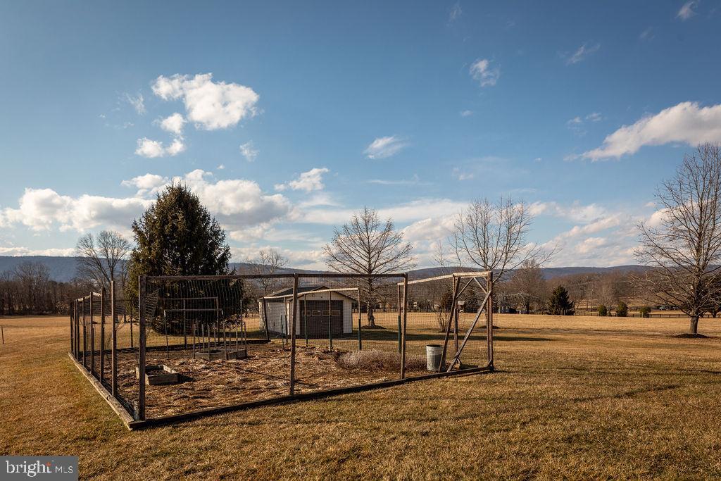 19691 Airmont Road Round Hill, VA 20141 - Photo 48 of 74 Gallery Image 48