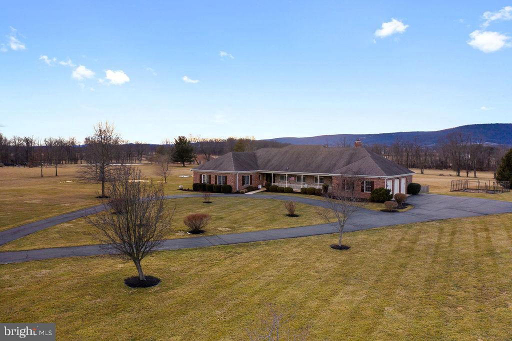 19691 Airmont Road Round Hill, VA 20141 - Photo 59 of 74 Gallery Image 59