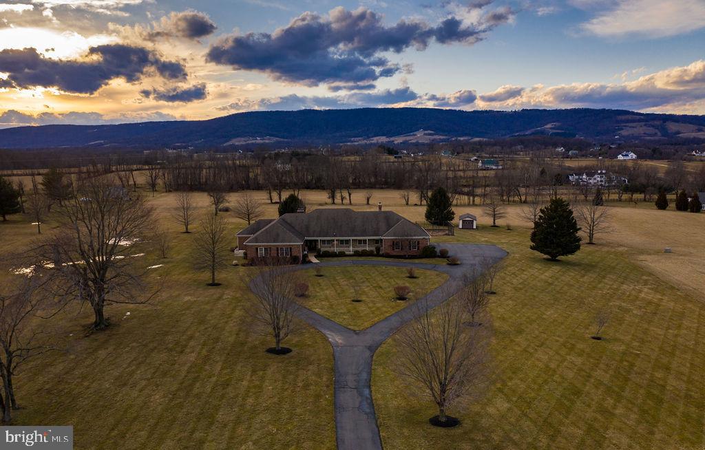 19691 Airmont Road Round Hill, VA 20141 - Photo 68 of 74 Gallery Image 68