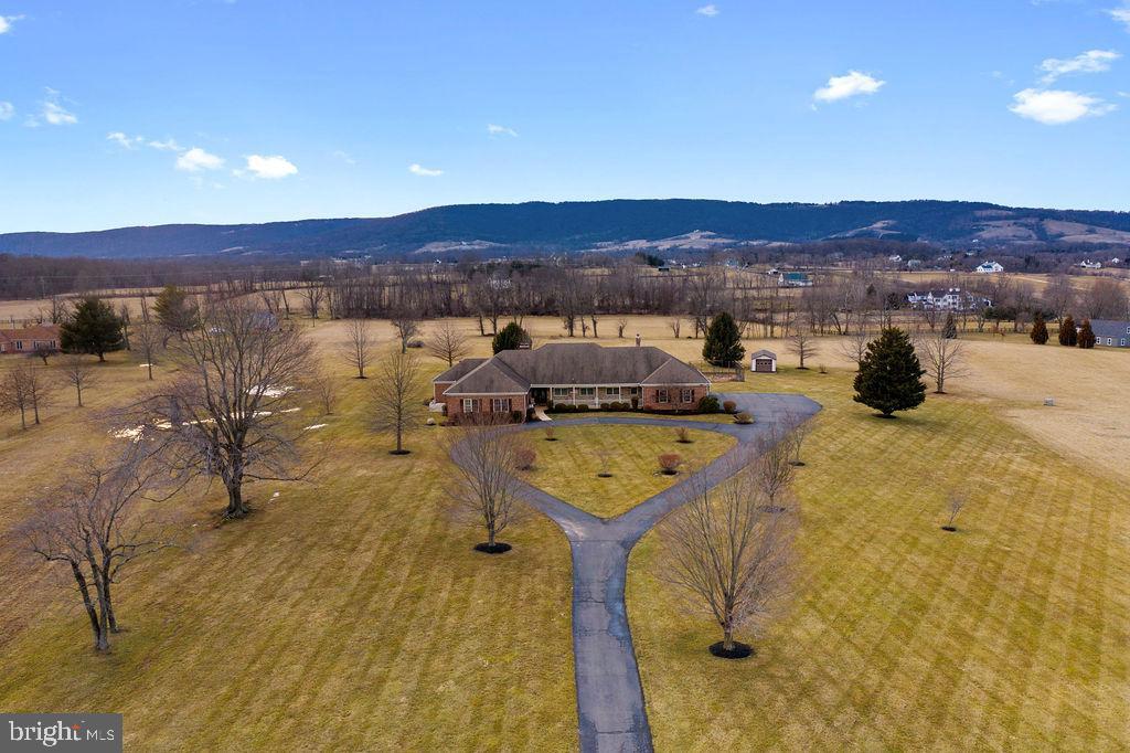 19691 Airmont Road Round Hill, VA 20141 - Photo 73 of 74 Gallery Image 73