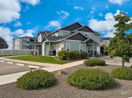 $899,000 | 608 North 44th Street, Nampa, ID 83687