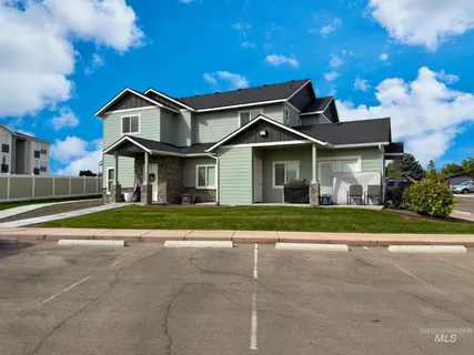 $874,999 | 608 North 44th Street, Nampa, ID 83687