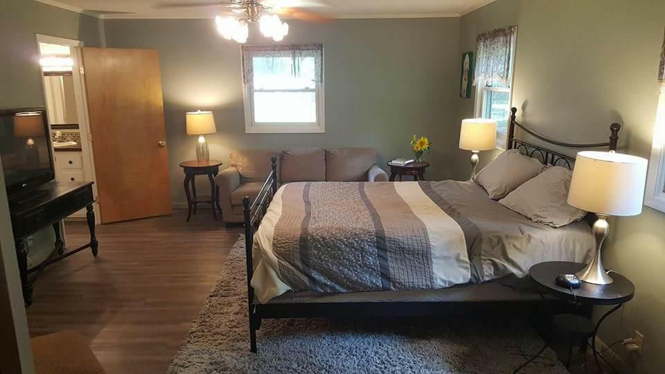 2124 State Rd S-15-28 Walterboro, SC 29488 - Photo 13 of 28 master BR