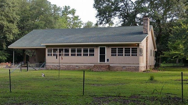 2124 State Rd S-15-28 Walterboro, SC 29488 - Photo 5 of 28 house 2, my favorite pic
