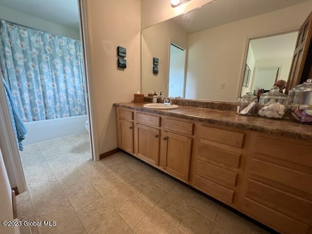 39 Middle Road Lake George, NY 12845 - Photo 26 of 32 Bathroom