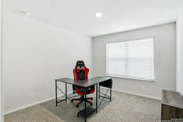 $2,800 | 14214 Navidad Pike, San Antonio, TX 78253