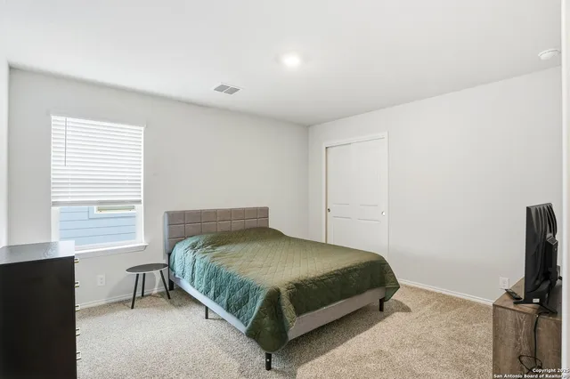 $2,800 | 14214 Navidad Pike, San Antonio, TX 78253