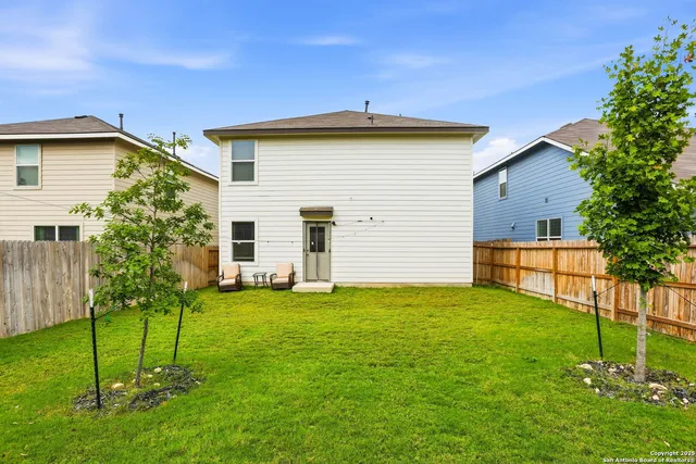 $2,800 | 14214 Navidad Pike, San Antonio, TX 78253