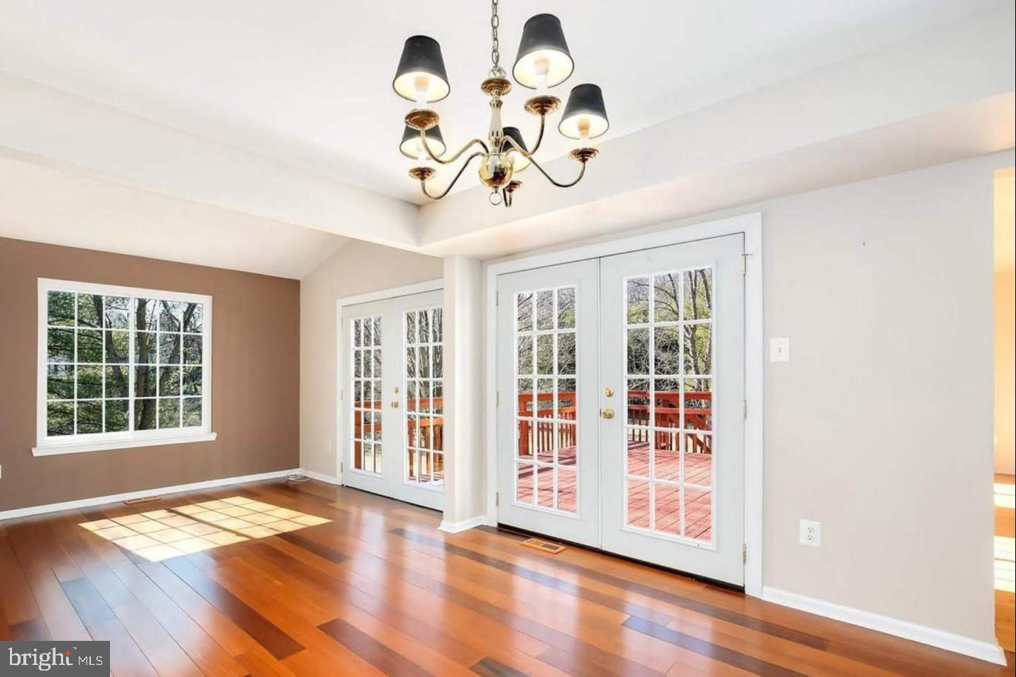 8580 Dark Hawk Circle Columbia, MD 21045 - Photo 8 of 14 Gallery Image 8