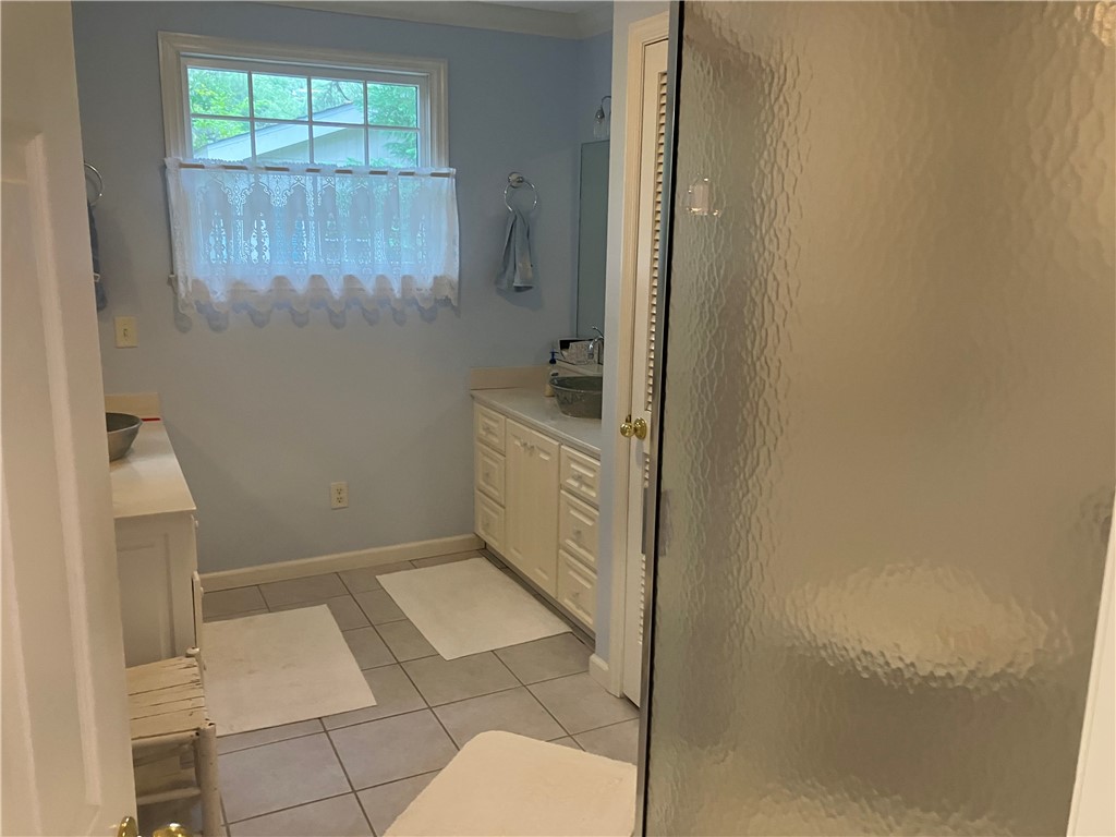 7 Hyde Avenue Jekyll Island, GA 31527 - Photo 11 of 21 Primary bath