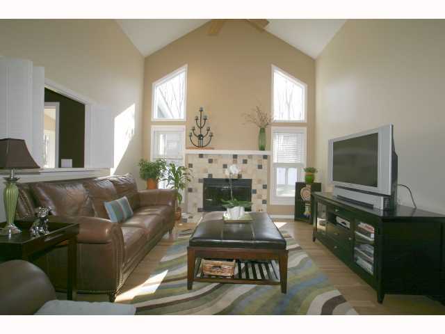 1026 Riva Ridge Boulevard Gahanna, OH 43230 - Photo 2 of 18