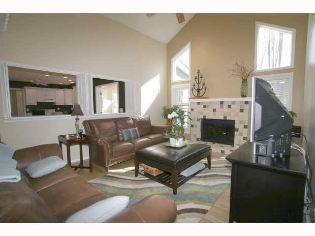 1026 Riva Ridge Boulevard Gahanna, OH 43230 - Photo 3 of 18