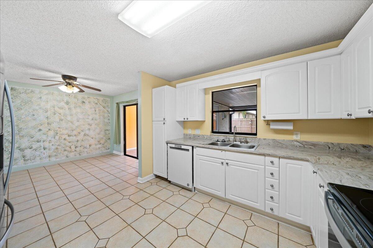 4125 Delespine Road Cocoa, FL 32927 - Photo 9 of 32 10-untitled-9