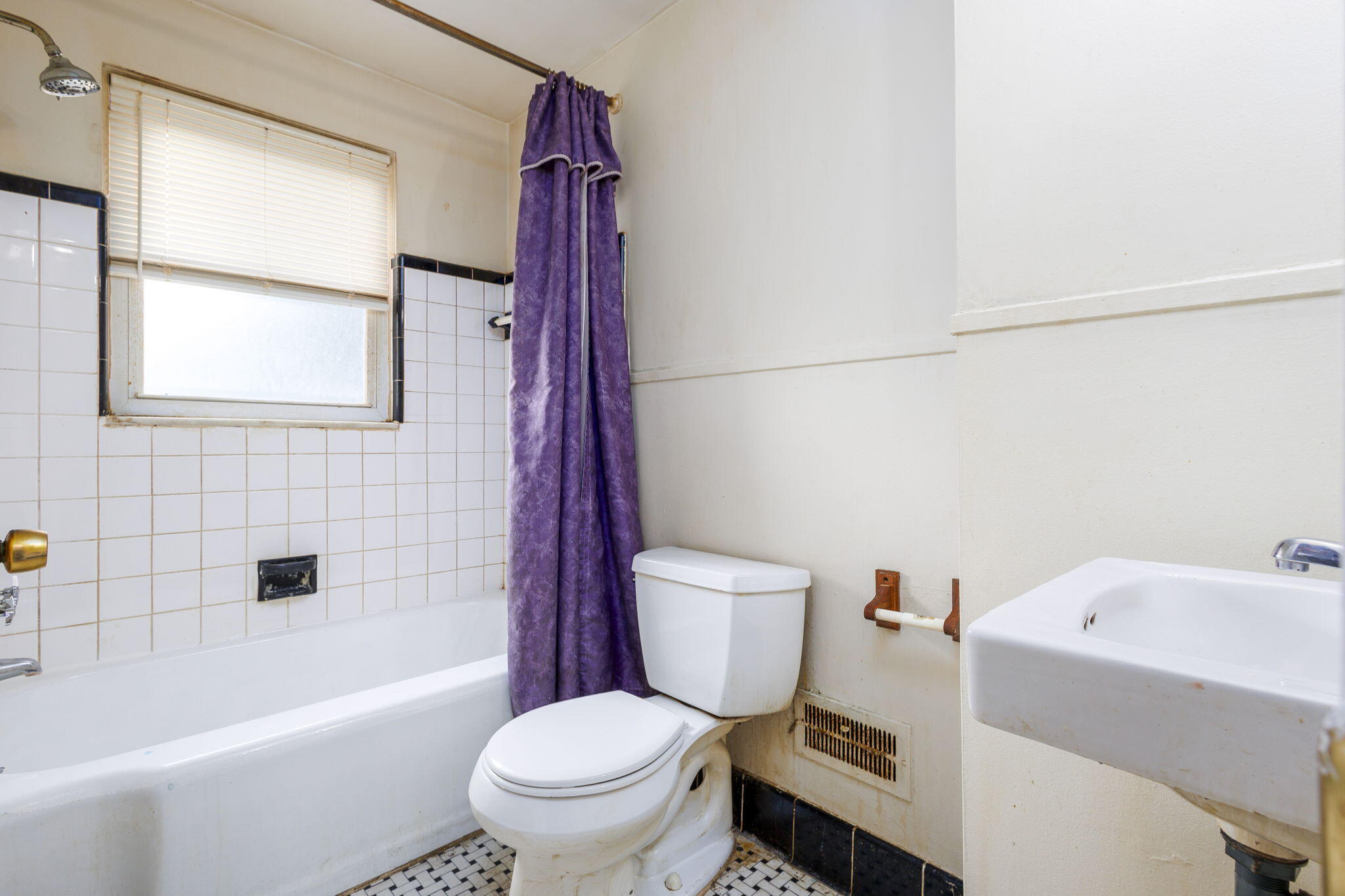 3. 118434 Kelly Bathroom 2026-08-03
