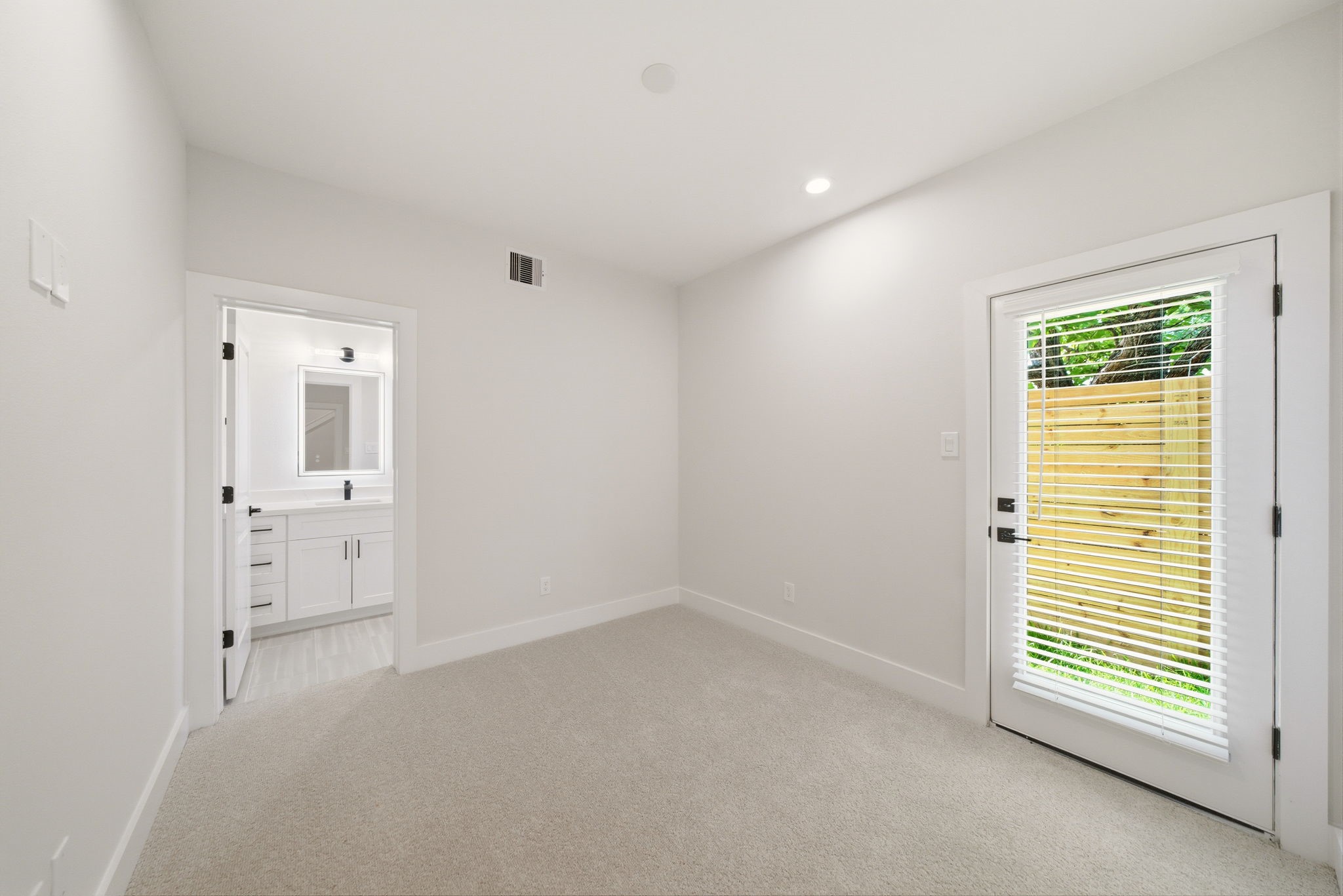 1396 Cedar Post Lane Houston, TX 77080 - Photo 6 of 33