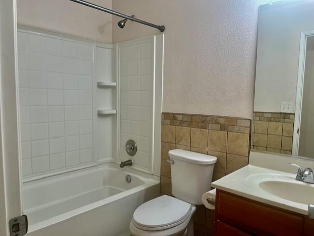 213 Rendon Avenue Stockton, CA 95205 - Photo 8 of 28