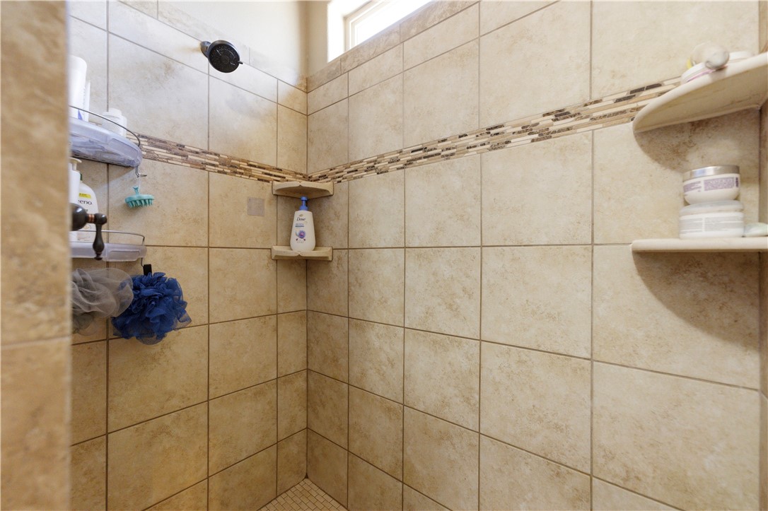 4204 North Stampede Road Kingman, AZ 86401 - Photo 17 of 36