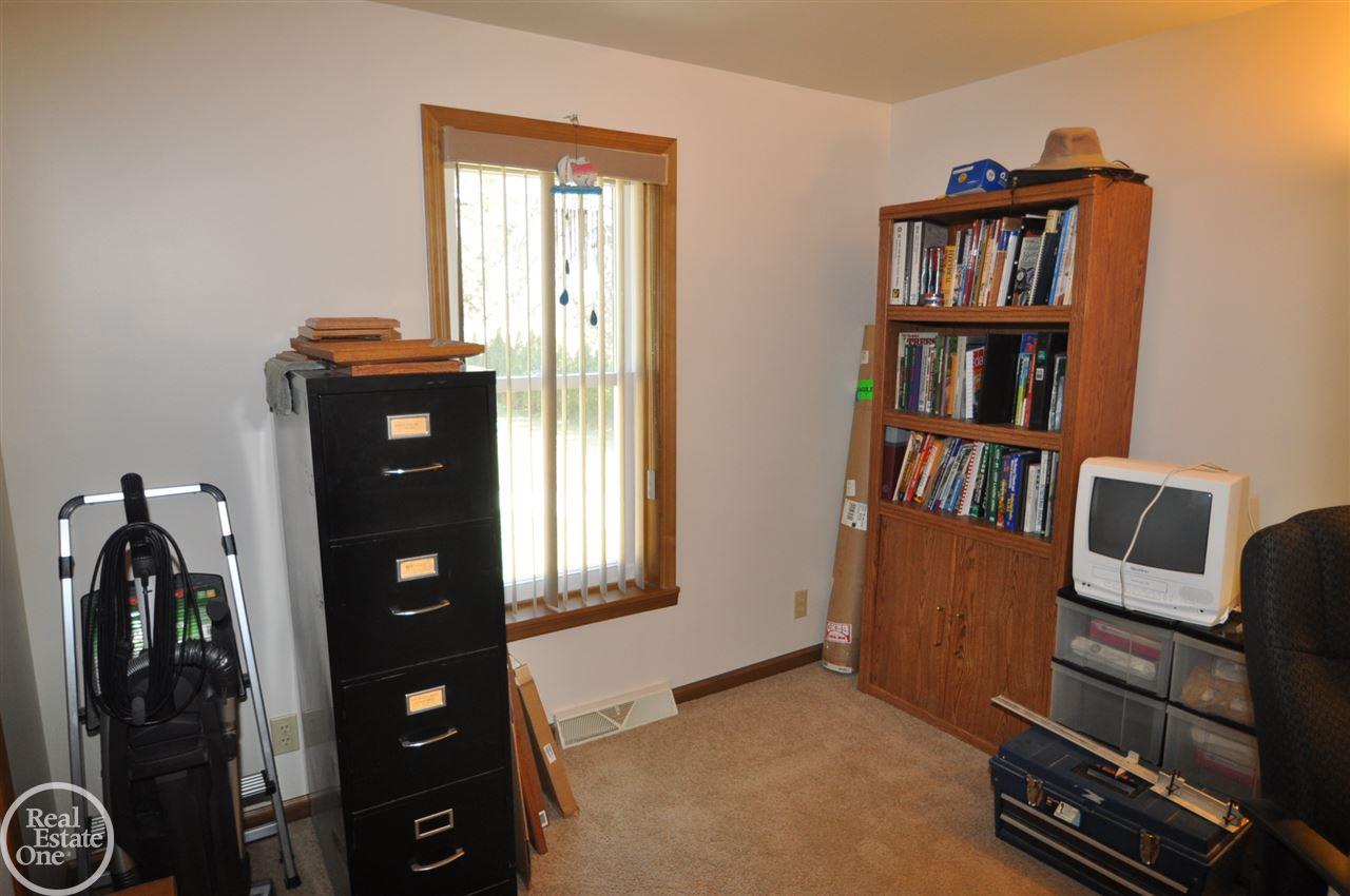 1911 John R Road Rochester Hills, MI 48307 - Photo 17 of 30