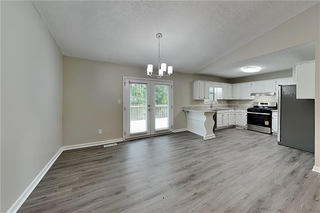 82 Fox Ridge Court Dallas, GA 30157 - Photo 4 of 19