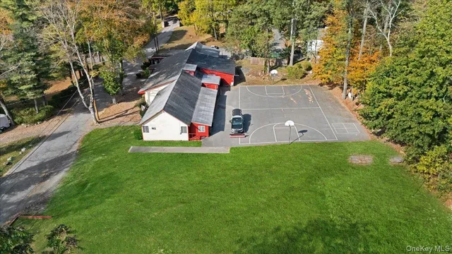 a view of outdoor space with garden and entertaining space