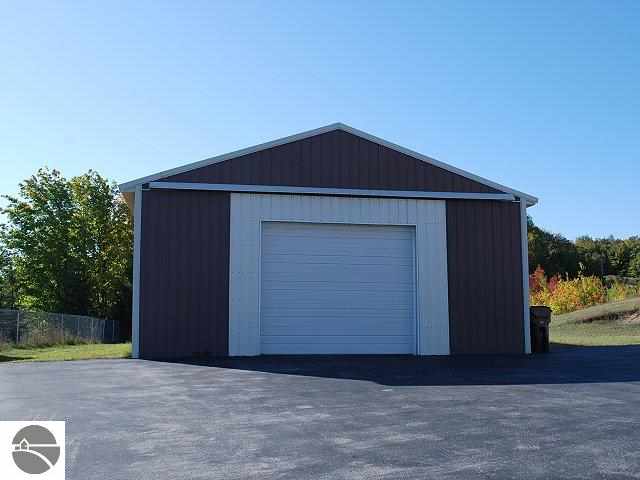 8568 East Lincoln Road Cedar, MI 49621 - Photo 5 of 6 1747225-4.JPG