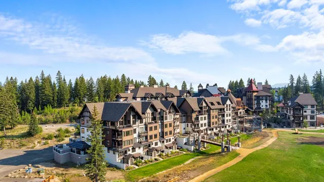 $3,200,000 | 700 Village Drive, Unit 403, Donnelly, ID 83615