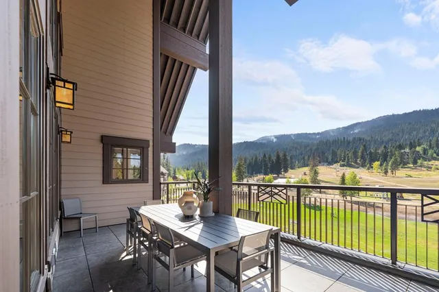 $3,200,000 | 700 Village Drive, Unit 403, Donnelly, ID 83615