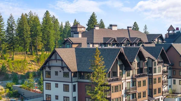 $3,200,000 | 700 Village Drive, Unit 403, Donnelly, ID 83615