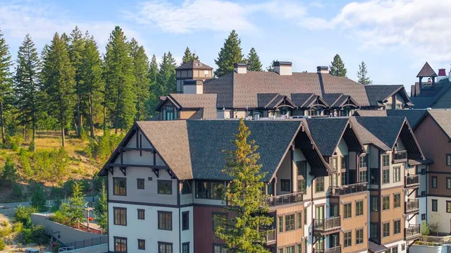 $3,200,000 | 700 Village Drive, Unit 403, Donnelly, ID 83615