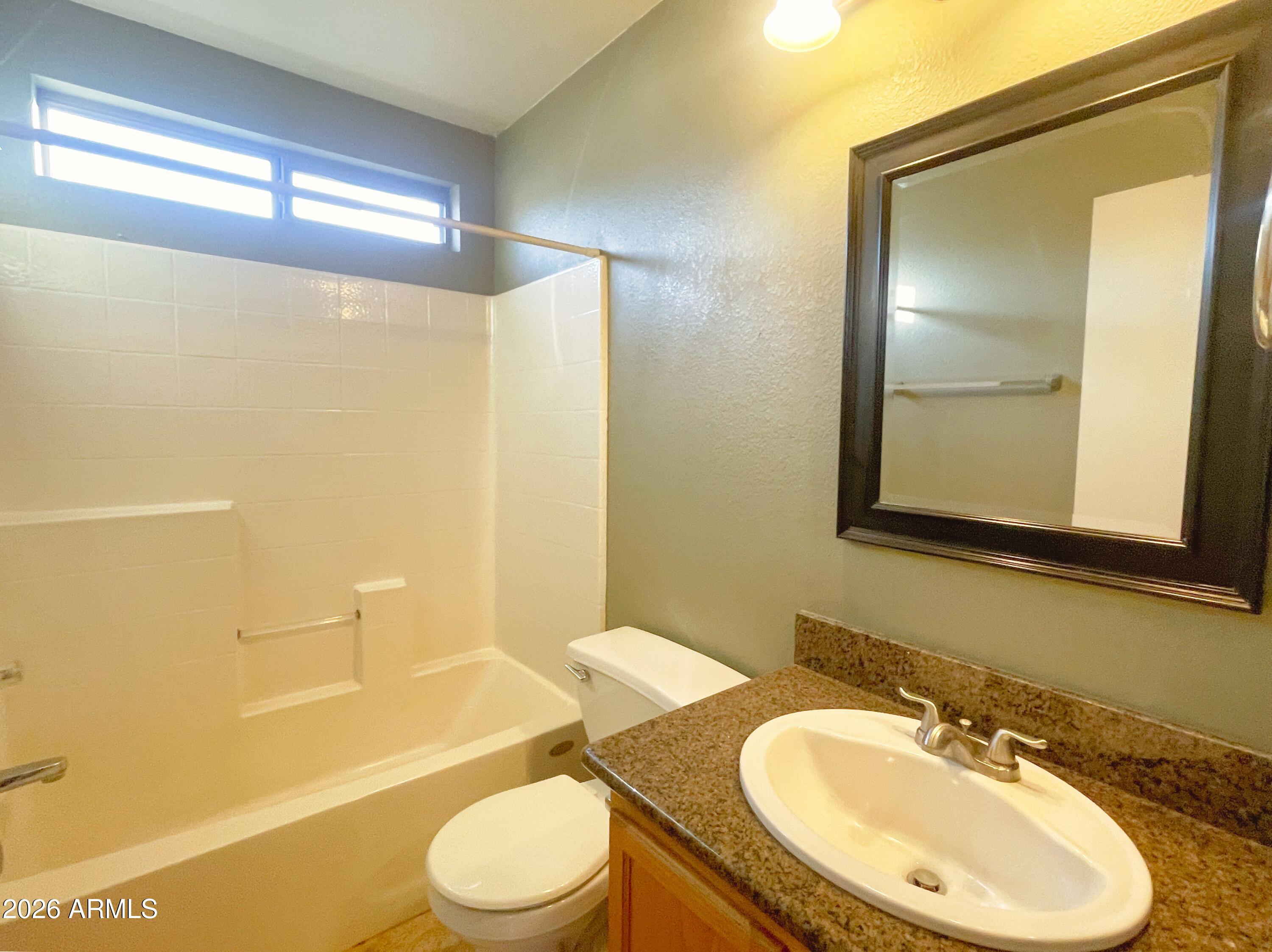 1154 South Boulder Street, Unit E Gilbert, AZ 85296 - Photo 18 of 21