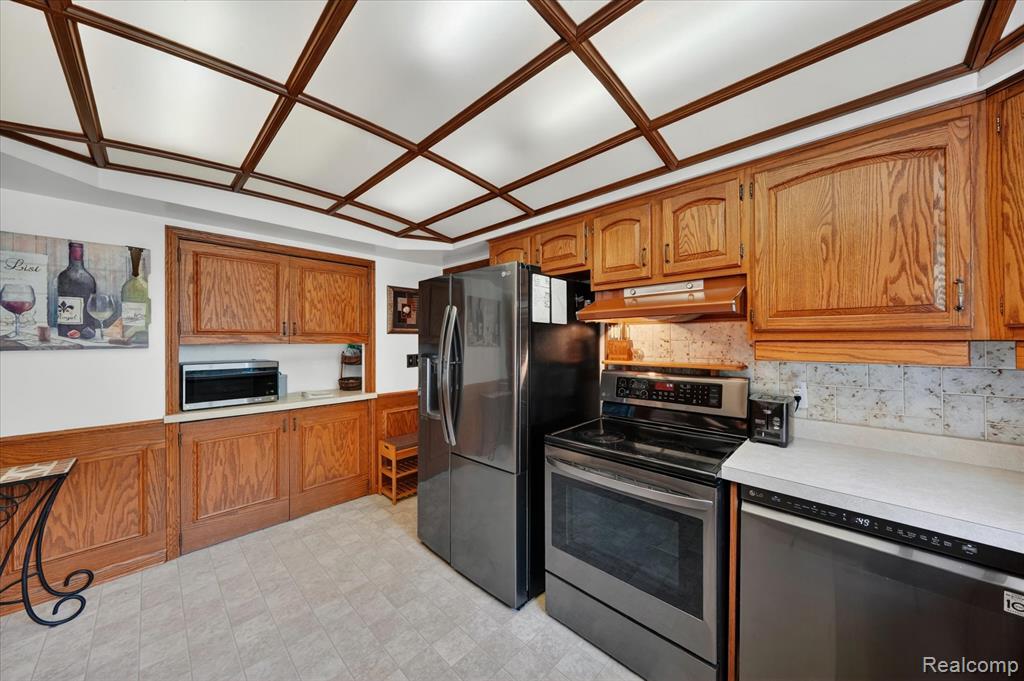 18178 22 Mile Road Macomb, MI 48044 - Photo 15 of 43